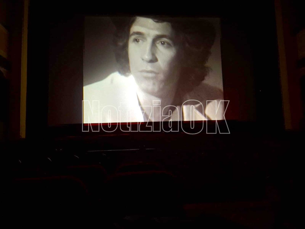 Rino Gaetano ritorna nella "sua" Crotone: all'Apollo il documentario dedicato al cantautore - 