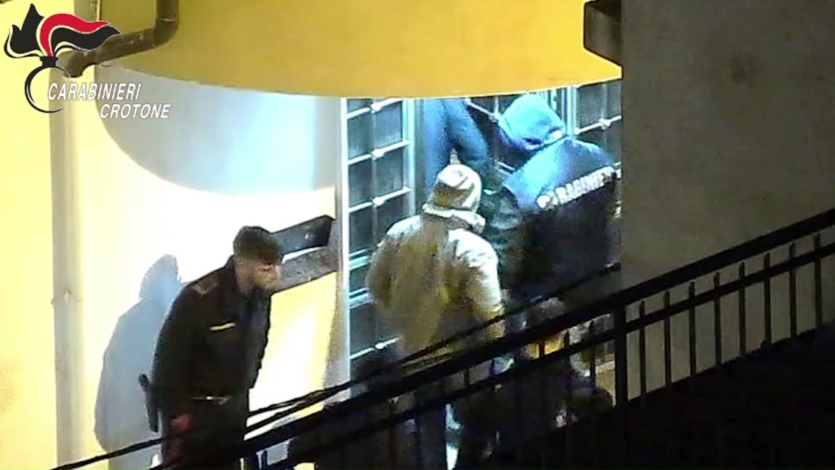  (VIDEO) Blitz DDA: sette arresti tra Crotone e Milano - 