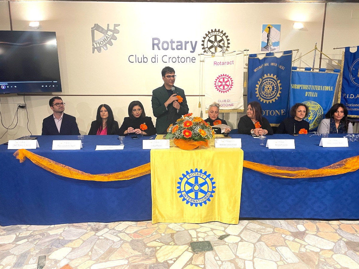 (VIDEO) Scienza e medicina in ascolto contro la violenza di genere - 