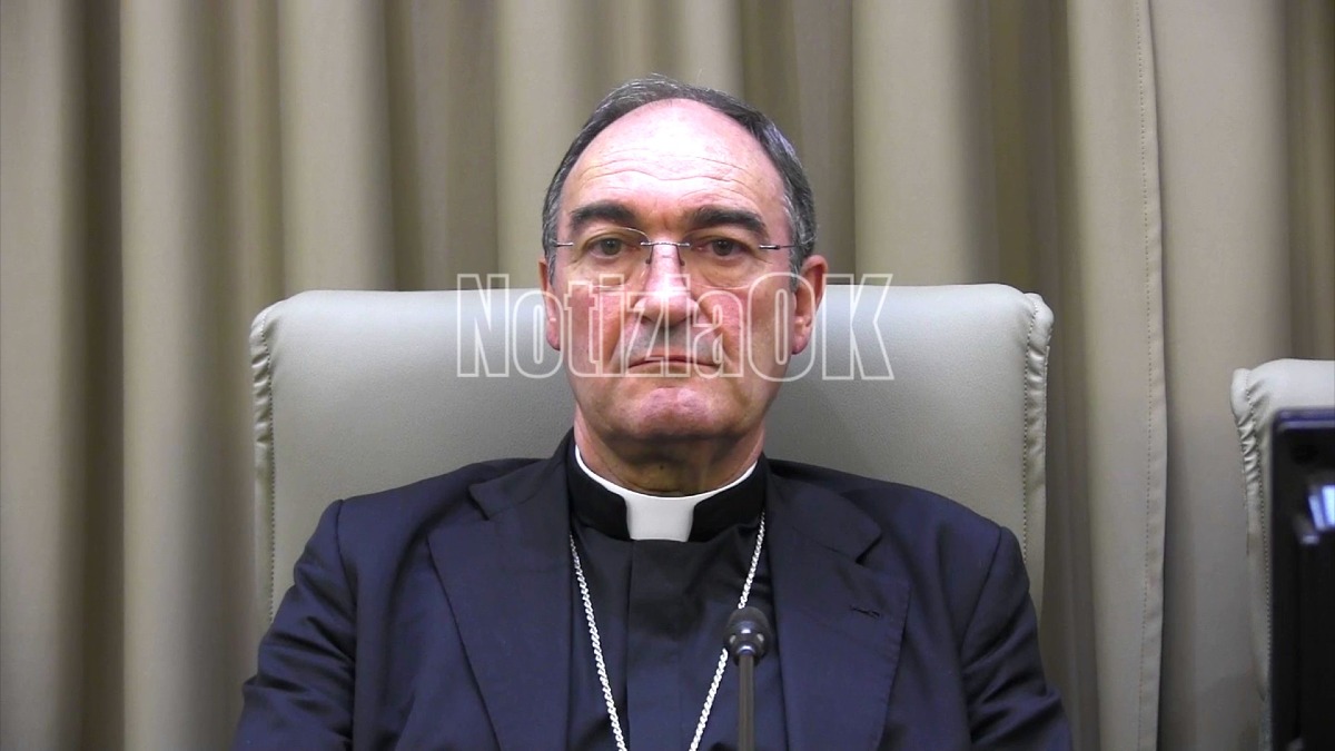 A monsignor Serafino Parisi il Premio internazionale Città di Gioacchino da Fiore - 