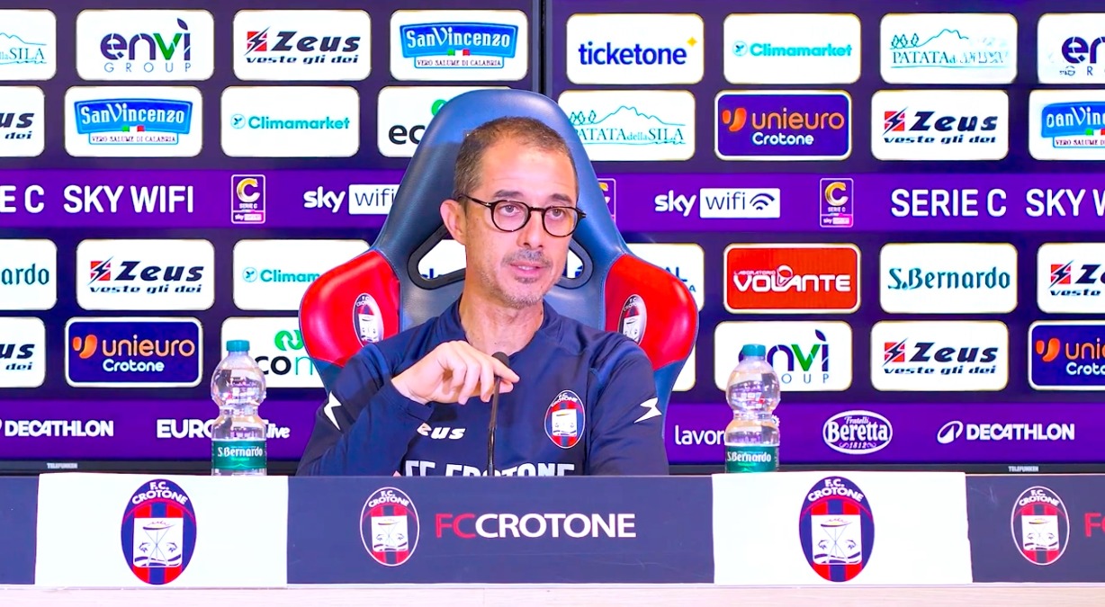 #CrotoneGiugliano | Longo: «Tutti devono fare un passo avanti nel sacrificio» - 