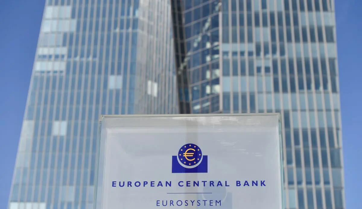 Bce, crescita moderata in area euro nel IV trimestre - 