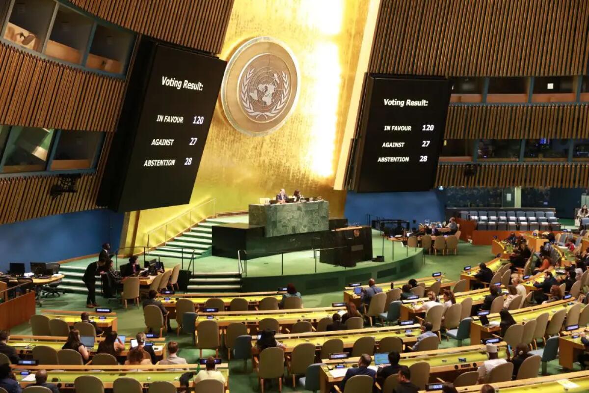 Cina: presentato a Johannesburg rapporto Xinhua su leadership globale - 