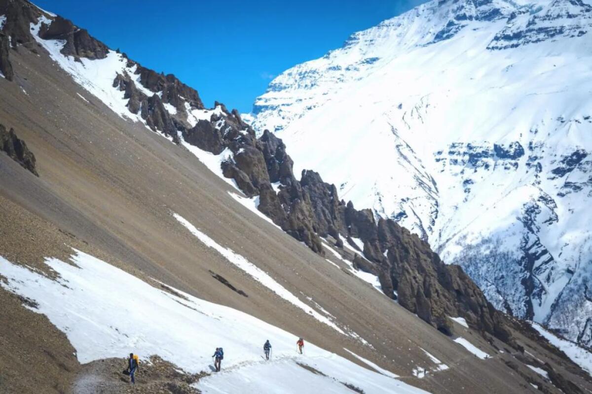 Farnesina, contattati i 5 alpinisti di Como in Nepal, stanno bene - 
