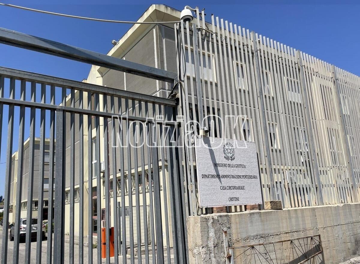 Nuovi agenti alla Casa Circondariale di Crotone: arrivano due unità con il piano di mobilità -  