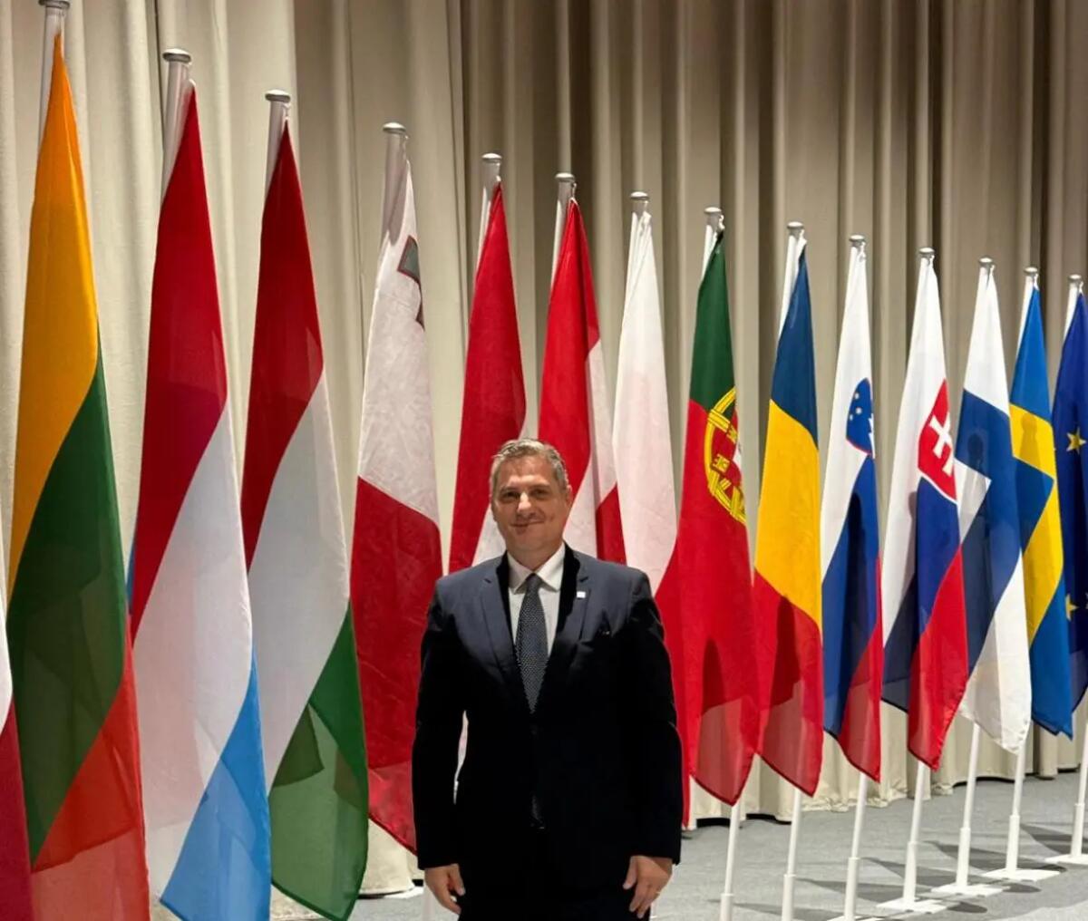 Barachini “L’Ue renda più veloce l’iter per gli aiuti al settore dell’informazione. Sia garantita la trasparenza dell’IA” - 