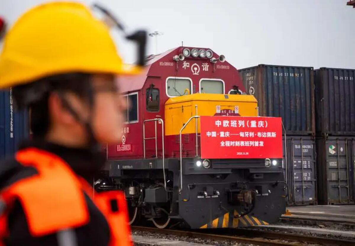 Cina, da Chongqing un nuovo servizio di treni merci verso l’Europa - 