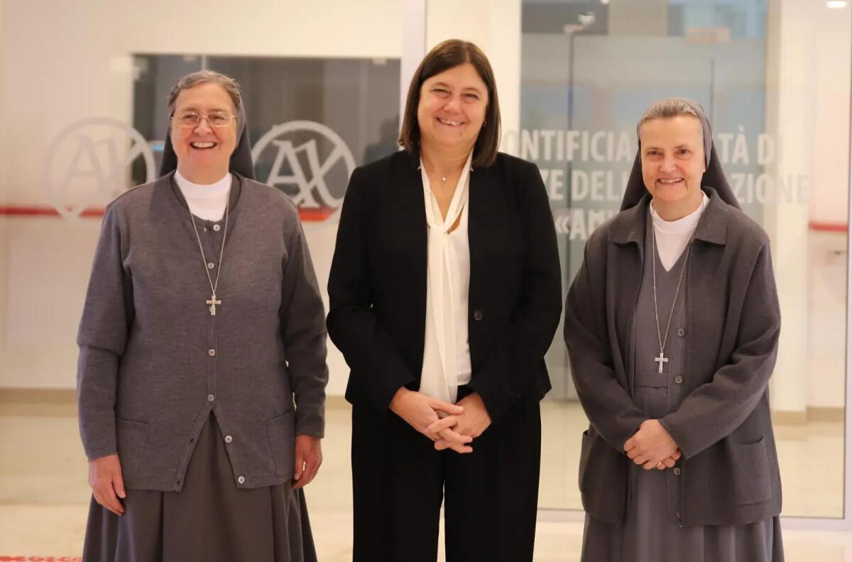 Inaugurato il nuovo anno “Auxilium”, Beccalli “Educare con l’IA. Tra ambivalenze e responsabilità” - 