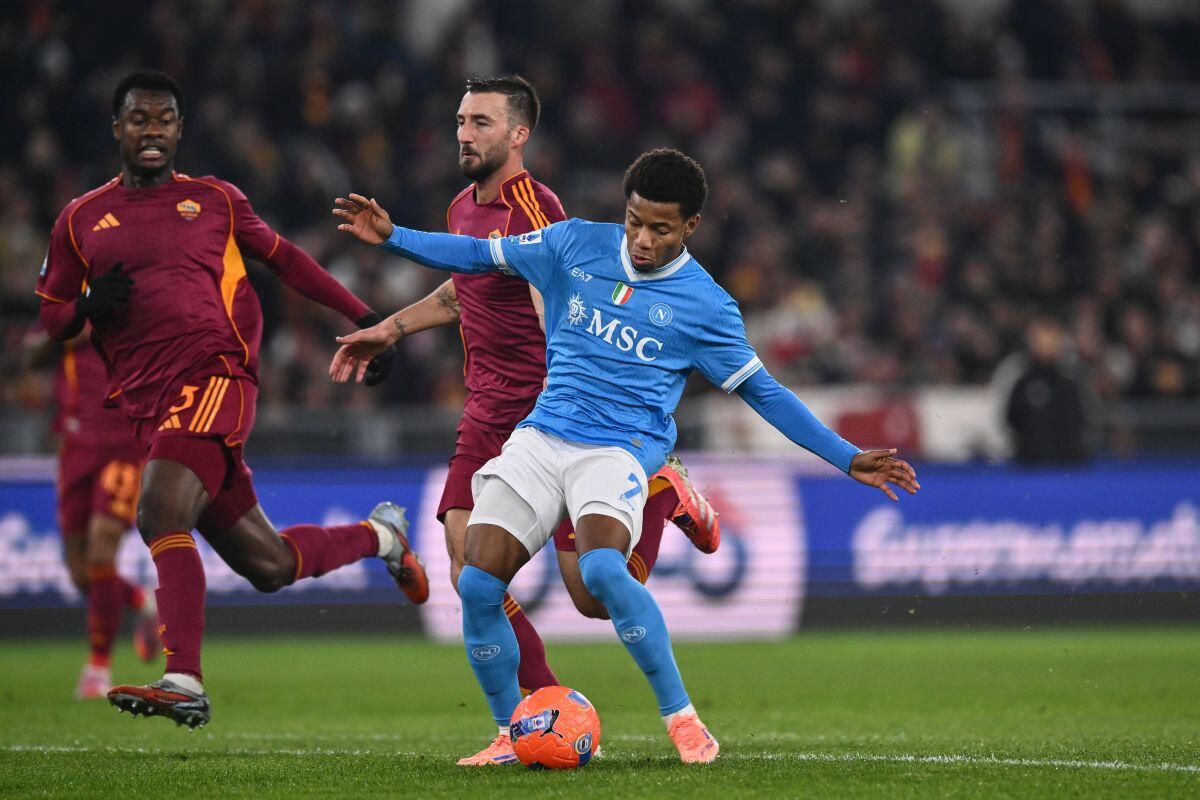 Vittoria e sorpasso, il Napoli vince 1-0 a Roma e torna in vetta - 