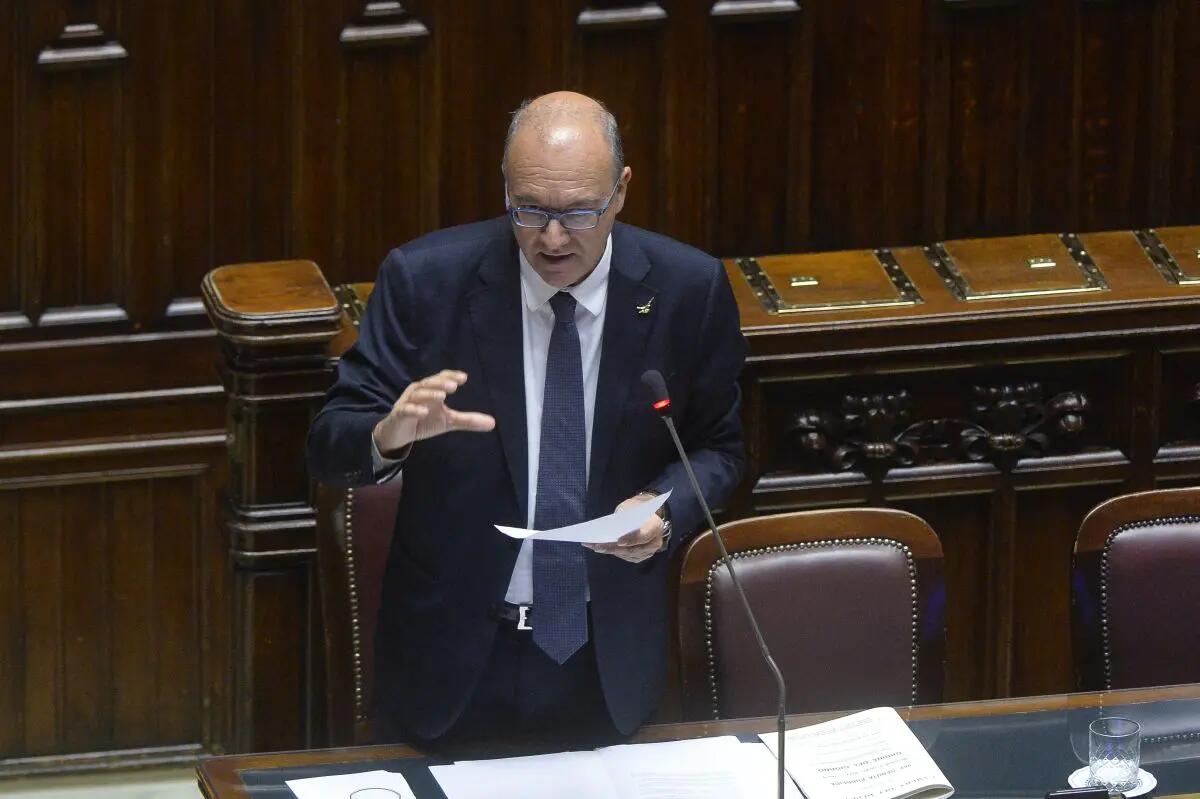 Scuola, Valditara “Firmato contratto 2022-2024 con ulteriori aumenti” - 