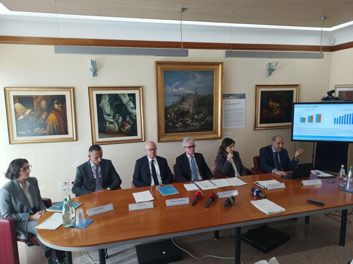 Bankitalia, in Calabria il Pil cresce dell’1,3% e aumenta il fatturato delle imprese - 