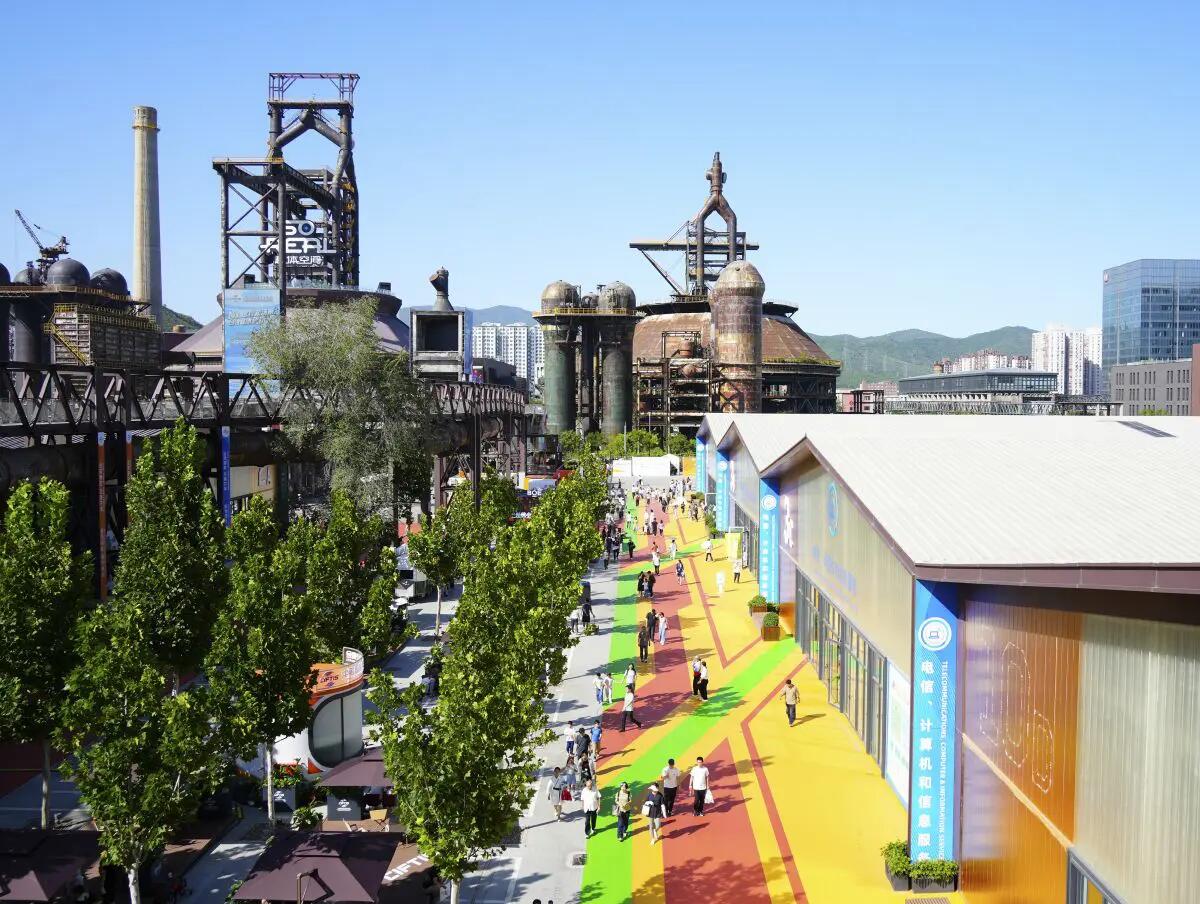 Cina: commercio di servizi cresce del 7,6% nei primi nove mesi dell’anno - 