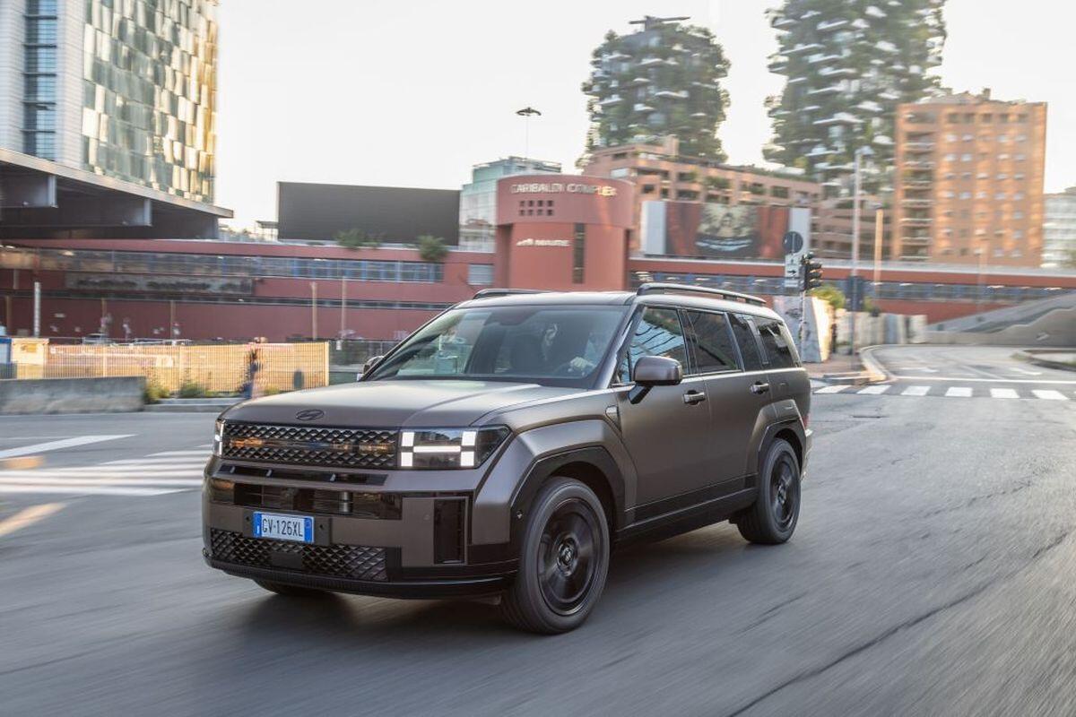 Prestazioni e stile per la Hyundai Santa Fe Plug-in Hybrid MY26 - 