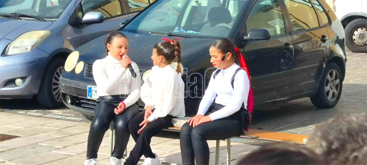 25 Novembre - Giornata contro la Violenza sulle Donne - Isola di Capo Rizzuto (Redazione - 25.11.2025)