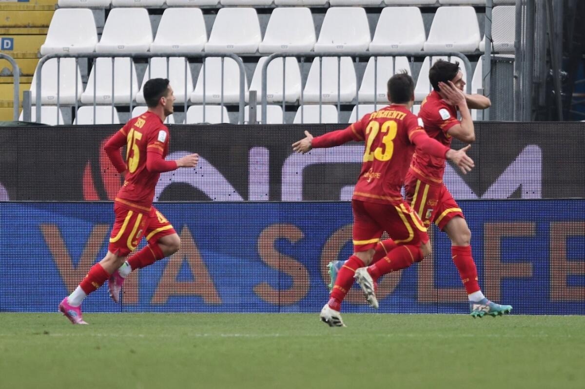 #CatanzaroAvellino 1-0 | Un gol di Cissè regala vittoria e tre punti ai giallorossi - 