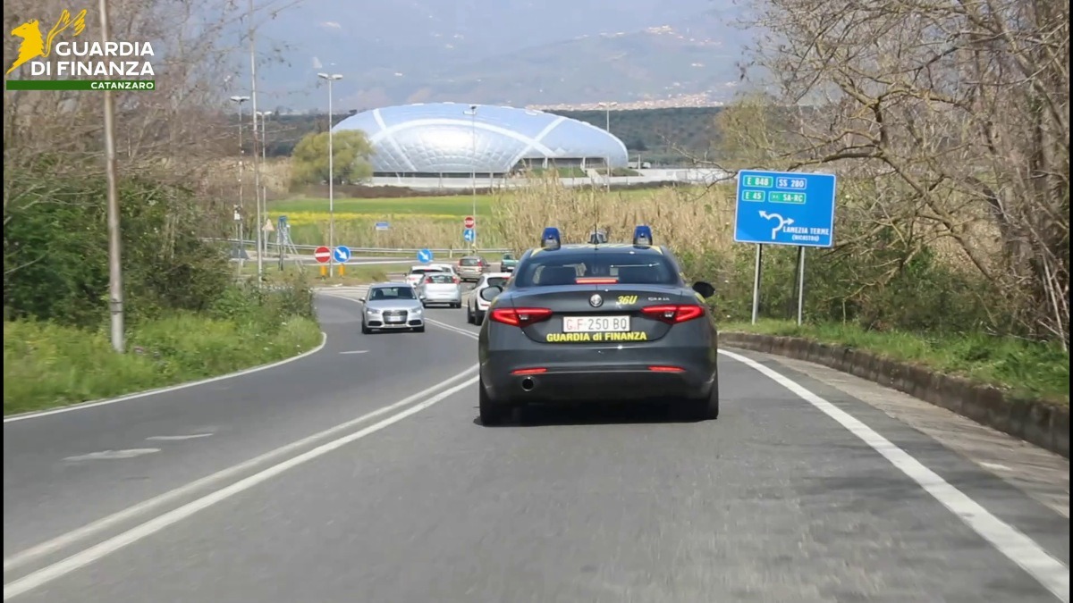 (VIDEO) Indebita percezione di crediti d’imposta: deferiti tre soggetti a Lamezia Terme - 
