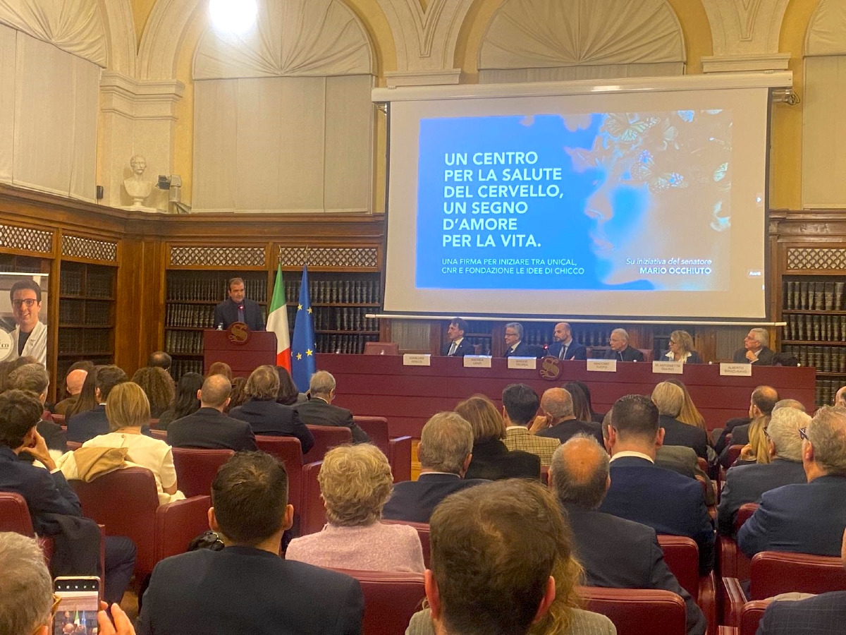 Nasce in Calabria il Centro per le Neuroscienze Avanzate intitolato a Francesco Occhiuto - 