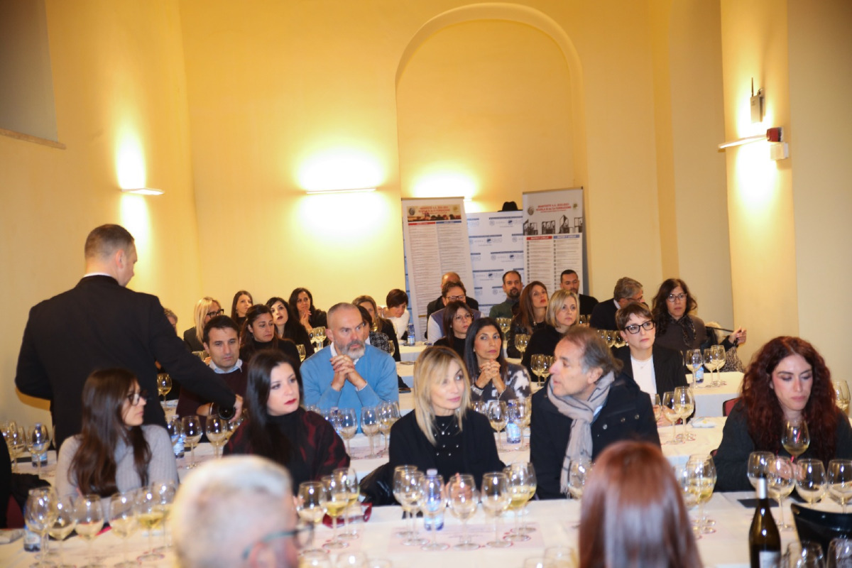 Catanzaro - Grande successo per CarpeWine in the City - 