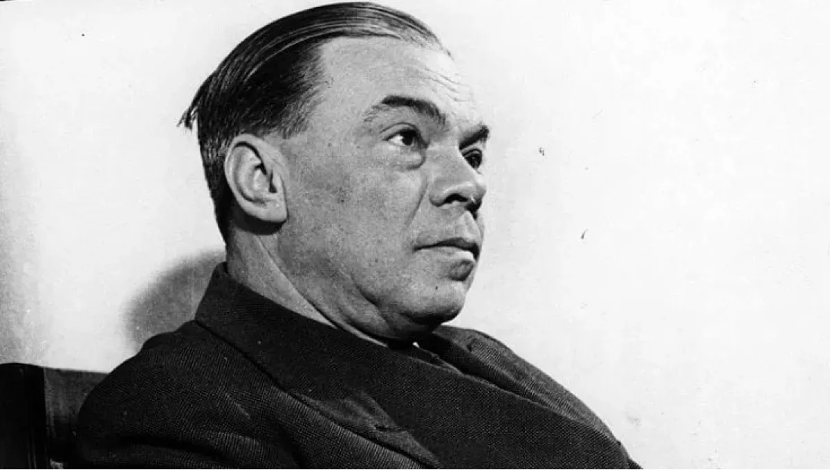 Lo scrittore calabrese Corrado Alvaro nell’Edizione Nazionale Opera Omnia - 