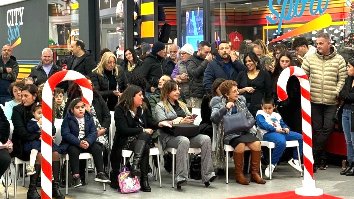 Scalea, il 8 dicembre l’accensione dell’Albero di Natale al Mulino Center - 