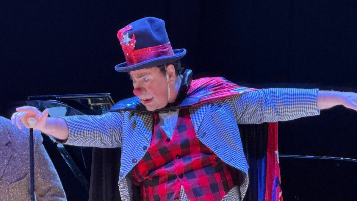 David Larible incanta Lamezia Terme: risate, poesia e magia in “Destino di Clown” - 