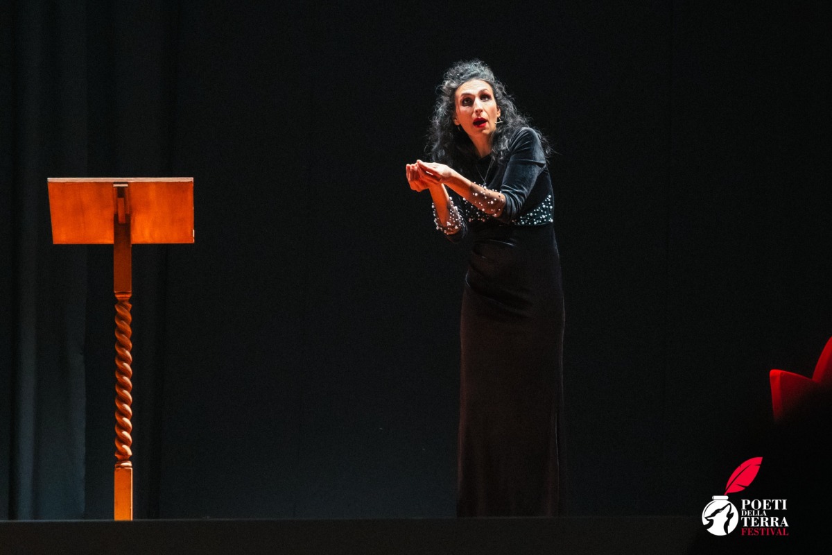 “Caro Dio” chiude la terza edizione del Festival ‘Poeti della Terra’ ad Aiello Calabro - 