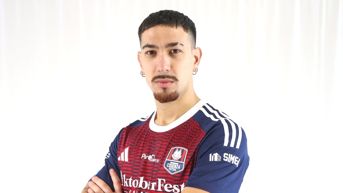 Pirossigeno Cosenza - Alessio Saponara è rossoblù - 