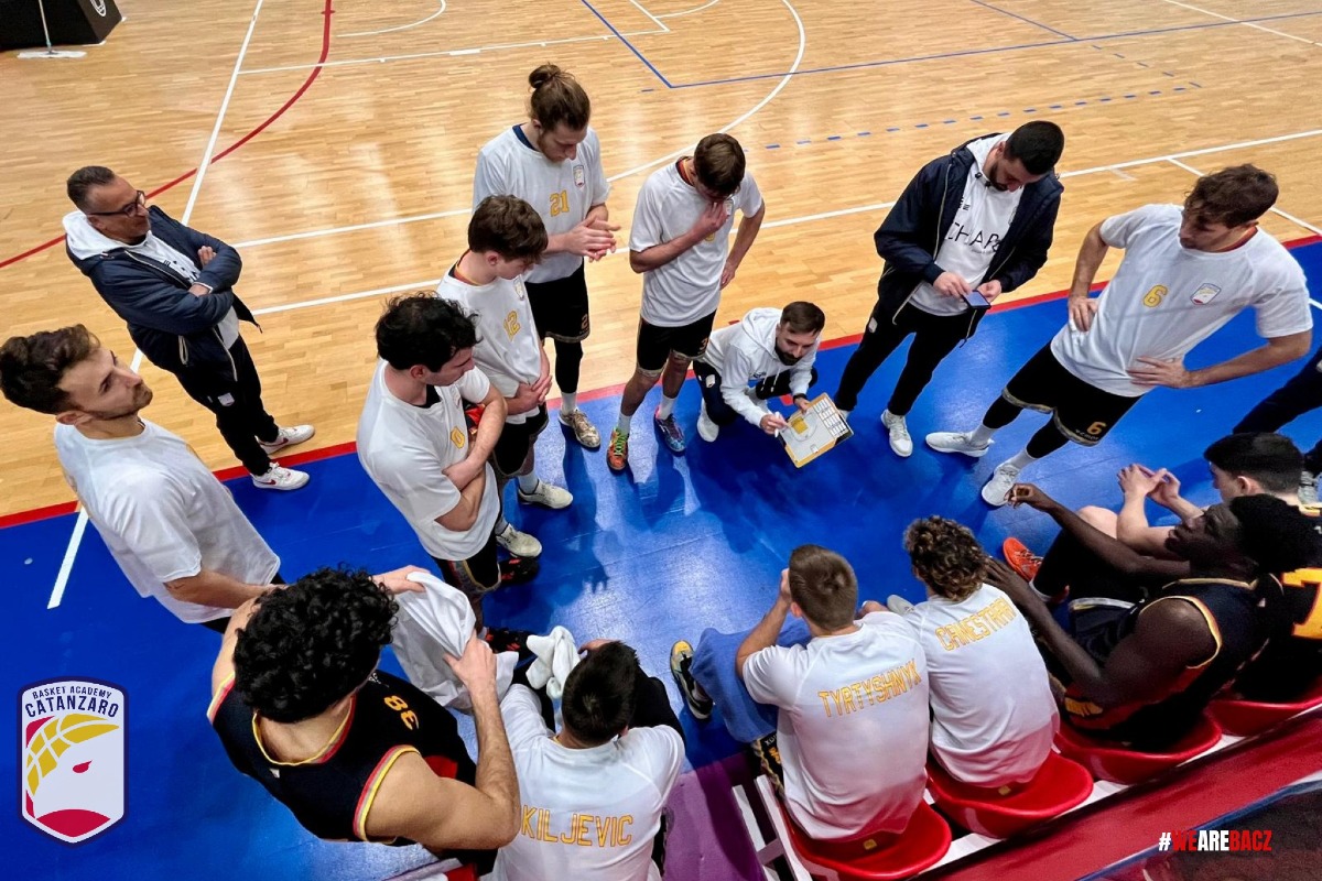 Catanzaro, Basket Academy Catanzaro: battuta la corazzata Molfetta - 