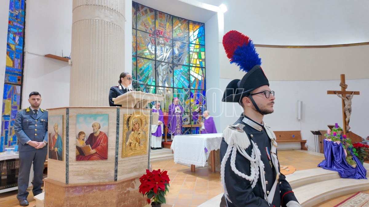 Crotone - L’arcivescovo nel precetto natalizio: “Dio cammina con voi nel servizio alla comunità” - 