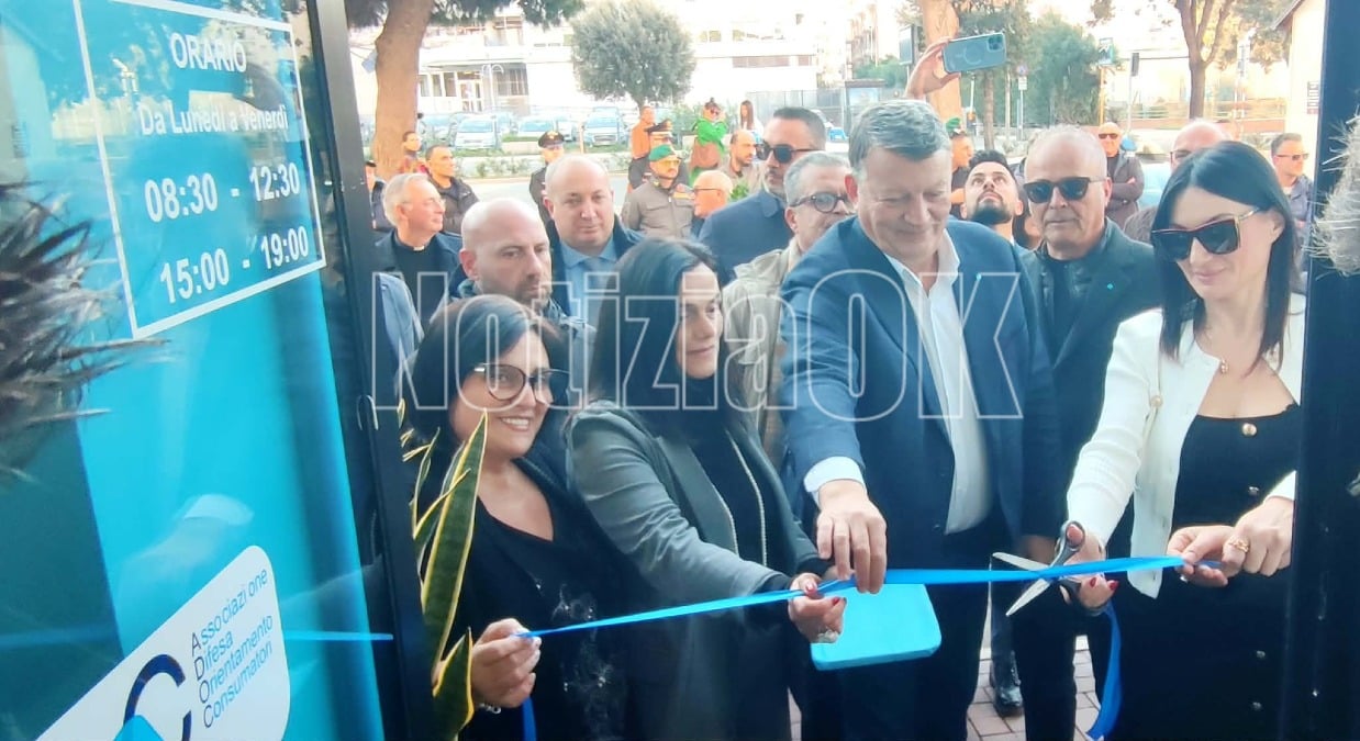 Crotone, una nuova casa per la UIL: inaugurata la sede di Via Esterna Firenze - 
