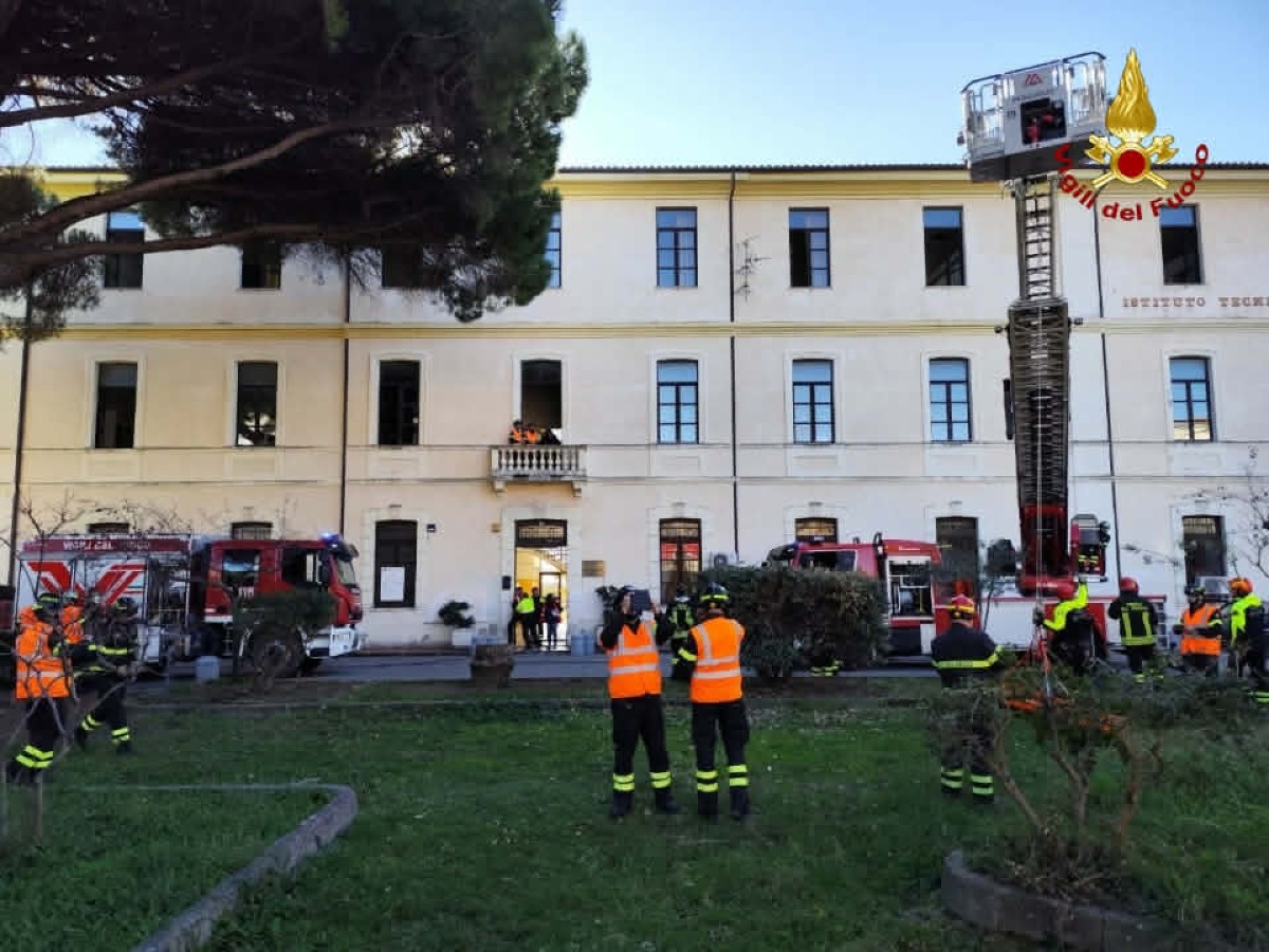 (FOTO) Conclusa l’esercitazione “EXE Sisma Catanzaro 2025” - 