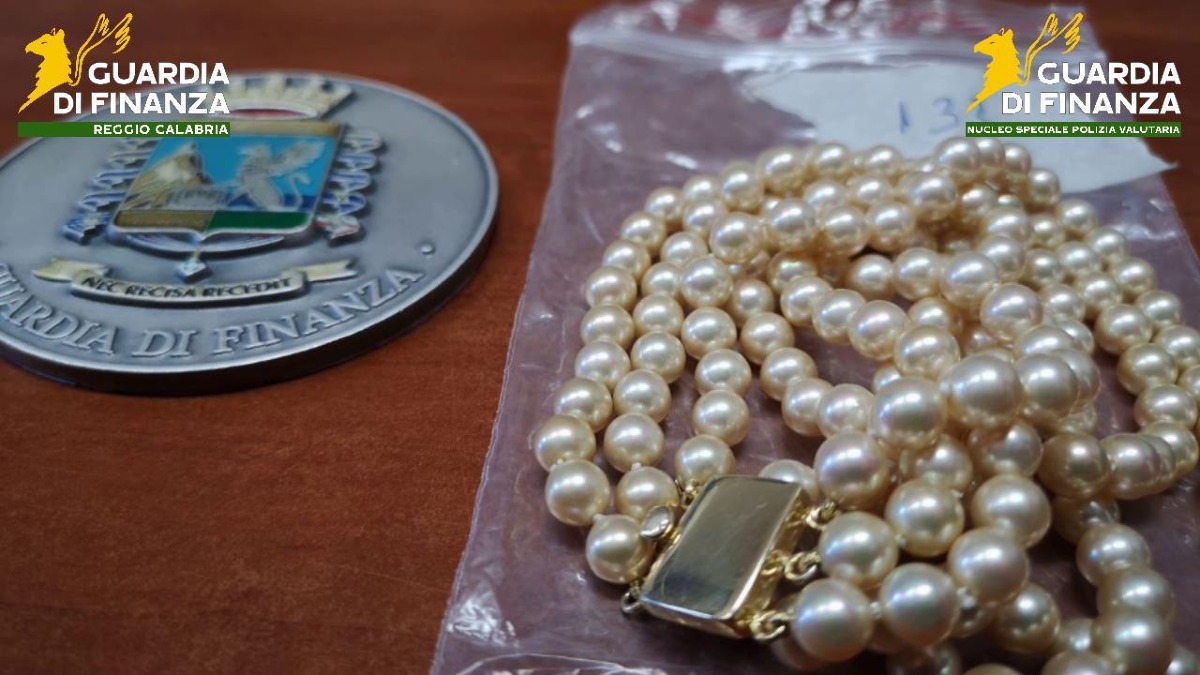 Maxi confisca da oltre 2 milioni di euro: smantellato un sistema finanziario piramidale a Reggio Calabria - 