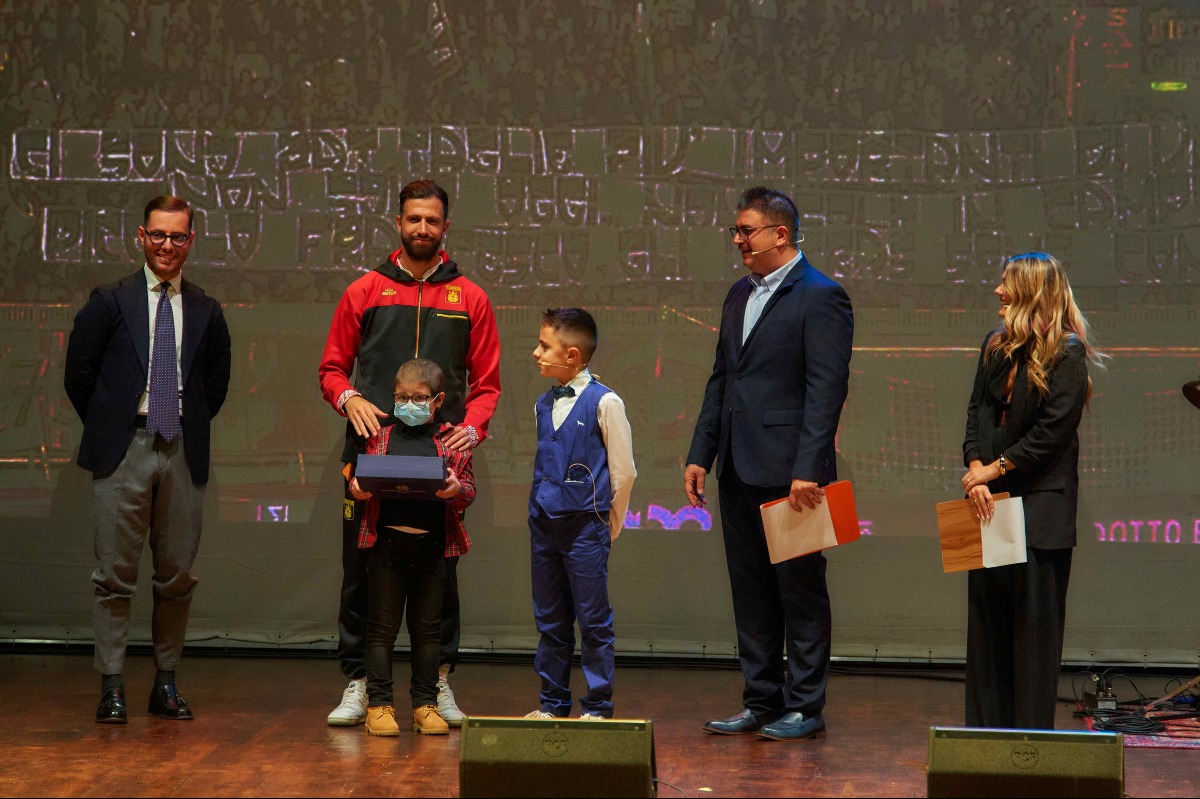 “Artisti in Corsia”, al Teatro Comunale una serata di musica, emozioni e solidarietà per i pazienti pediatrici - 