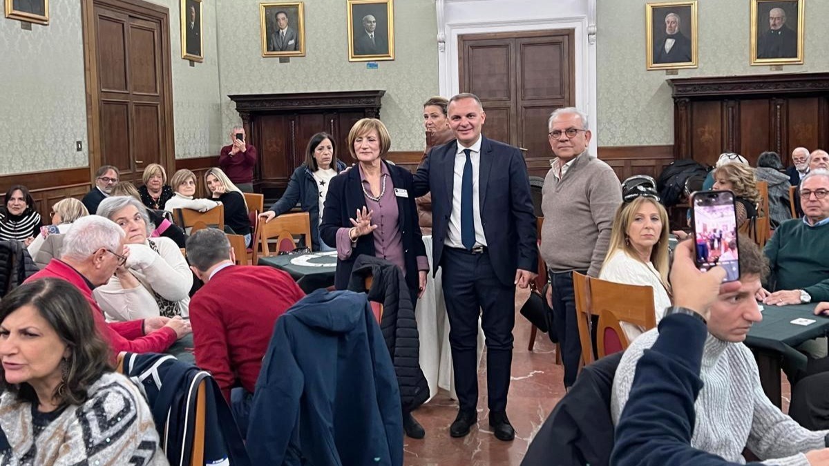 A Catanzaro il primo torneo cittadino di Burraco, Serò: “La città si candida a punto di riferimento in Calabria” - 