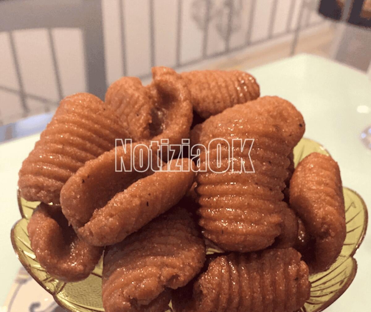 Le Ricette di Patrizia: i Crustuli - 