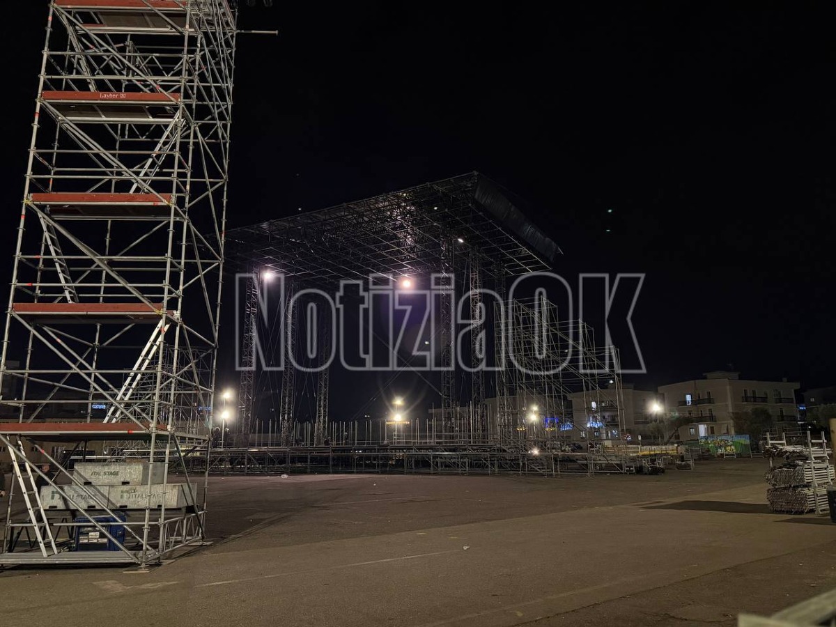 Capodanno a Catanzaro: un maxi palco per la serata de "L'Anno che verrà" - 