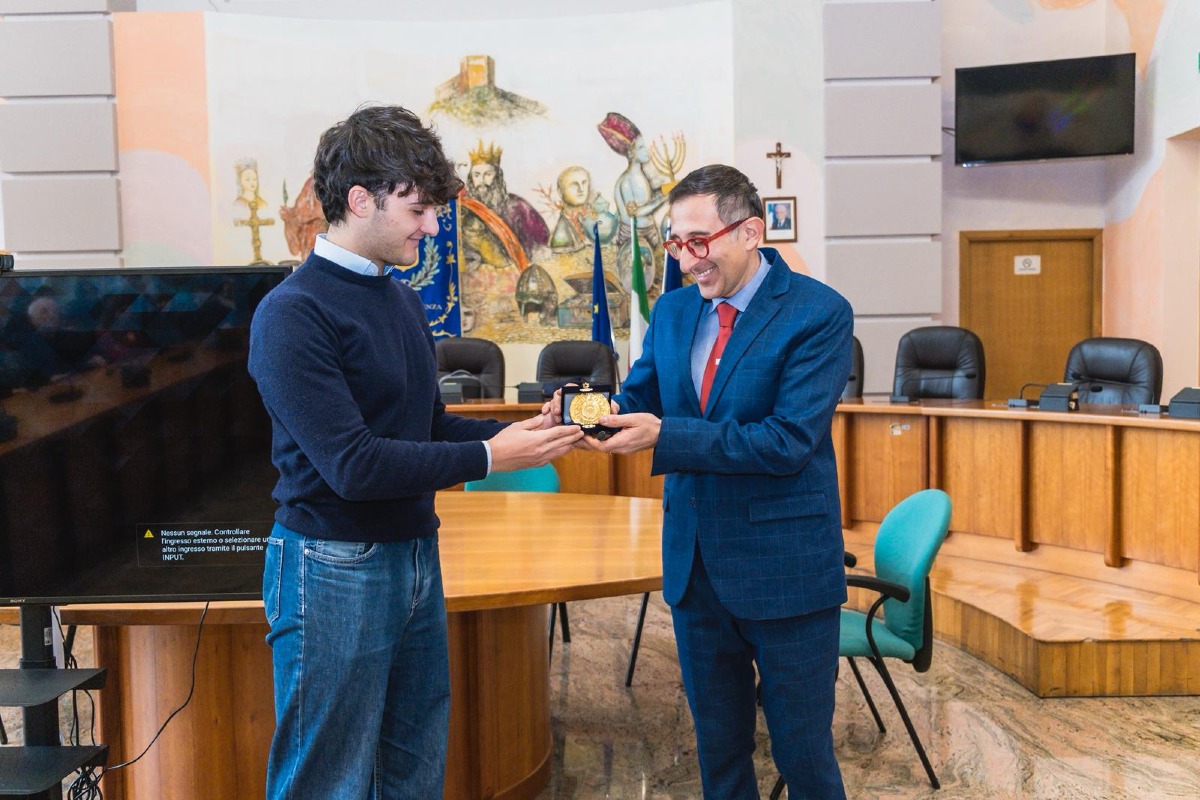 Cosenza, il Consiglio comunale dei giovani ospita a Palazzo dei Bruzi l'incontro sull’Università - 