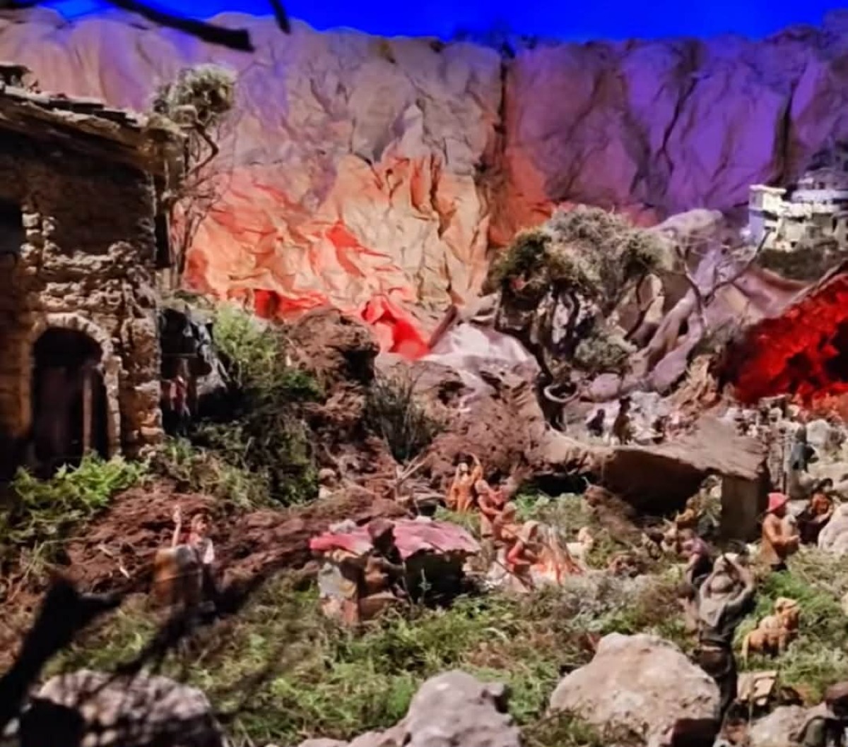 Apertura al pubblico del Presepe Artistico presso il Museo di Arte Sacra di Rogliano - 