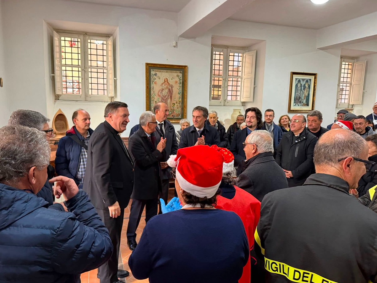 Natale di solidarietà a Catanzaro: alla Mensa del Vescovo l’attenzione agli ultimi - 
