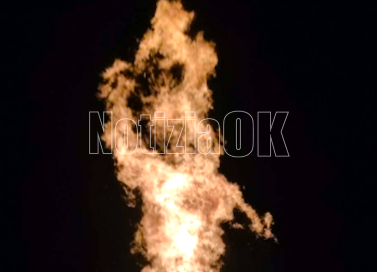 Crotone, strane apparizioni a Santa Lucia: un corpo prende forma tra le fiamme - 