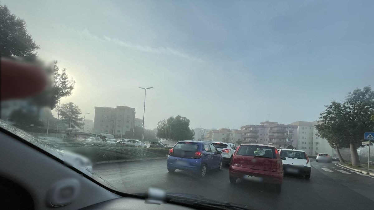 Crotone - Traffico paralizzato a Tufolo: cittadini esasperati dai lavori in pieno giorno - 