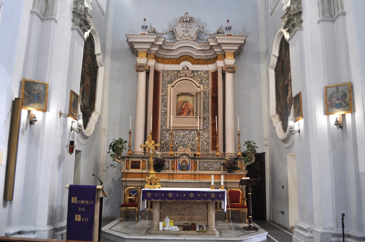 Arcavacata, replica sul caso dei due cipressi storici della Chiesa di Maria SS. della Consolazione - 