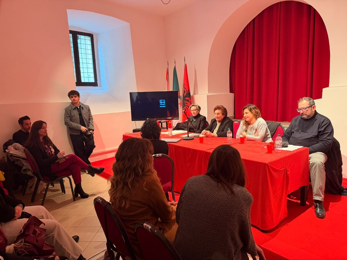  Lamezia Terme, consegnati i diplomi internazionali di Counselor Professionista  - 