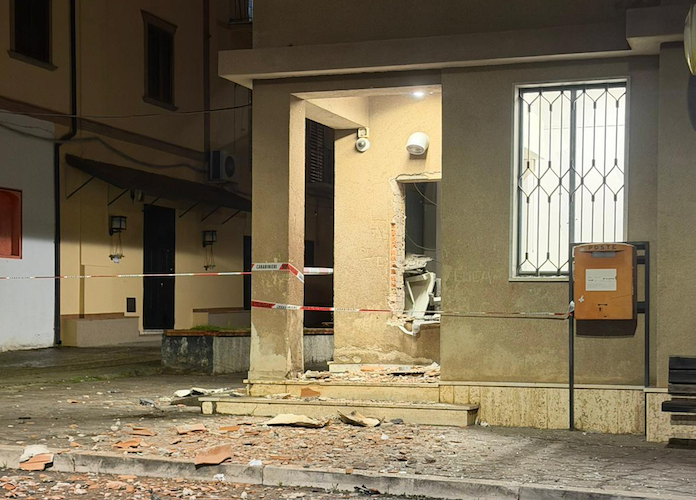 Cassano all'Ionio - Assalto all'Ufficio postale di Lauropoli - 