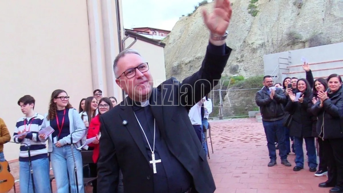 (VIDEO) “La notte dei pastori curiosi”, il Natale raccontato ai bambini dal vescovo Torriani - 