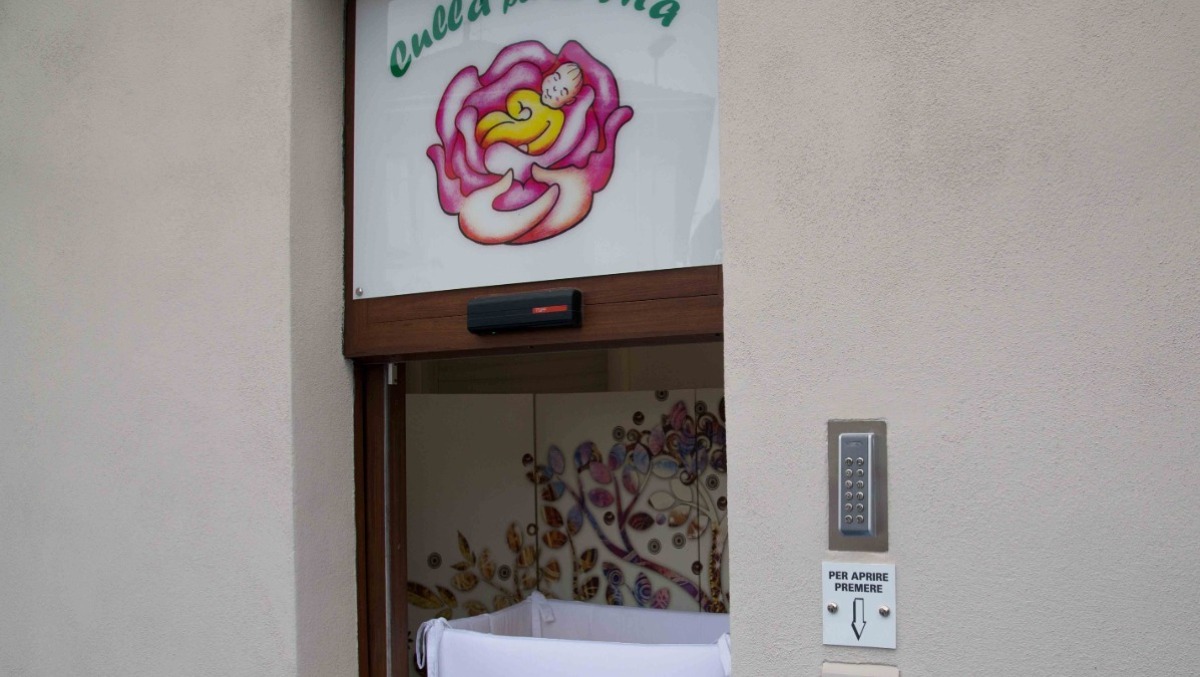 Crotone, Culla per la Vita - Cavallo: "Non è un atto simbolico, ma una scelta politica precisa" - 