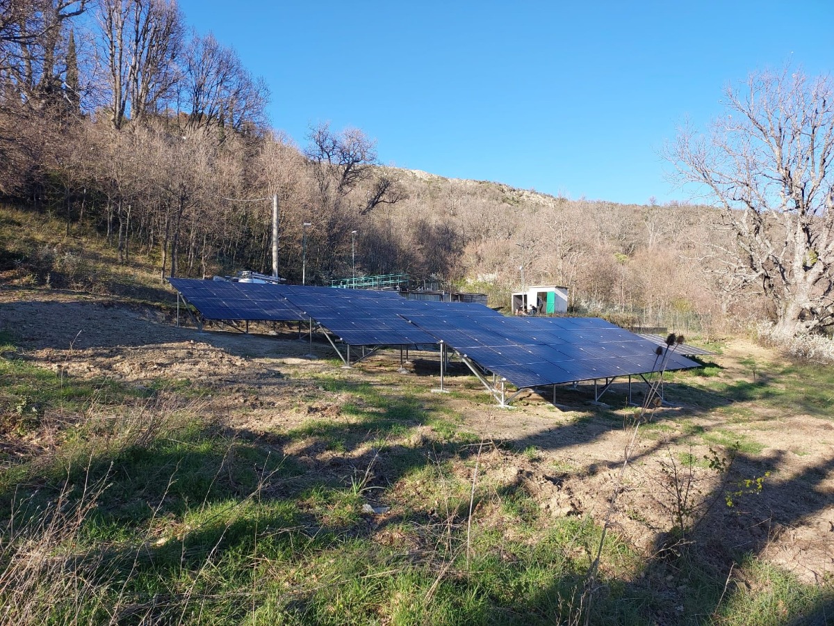 Alessandria del Carretto - Depuratore, completati i lavori: nuovi pannelli solari e sistemi di controllo a supporto dell’impianto - 