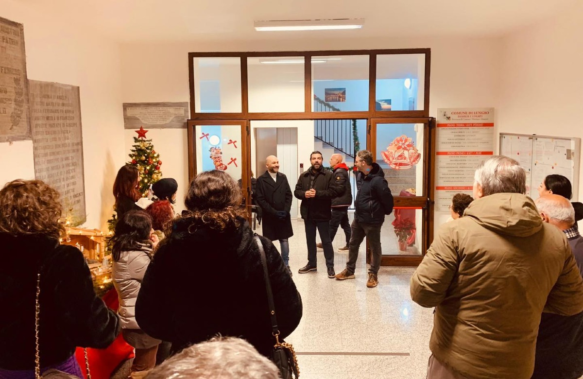 Lungro, inaugurata la Mostra Fotografica "Visioni Fotografiche" di Vincenzo Martino - 