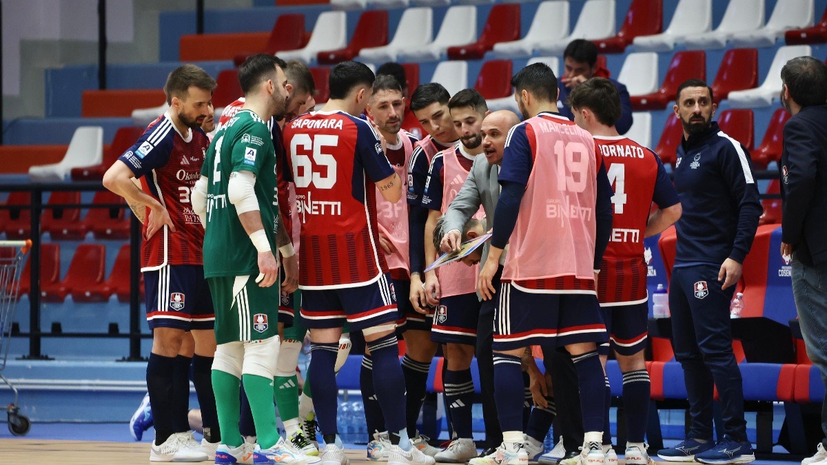 Calcio a 5, Il 2025 della Pirossigeno Cosenza si chiude con una beffa: il Capurso vince 3-2   - 