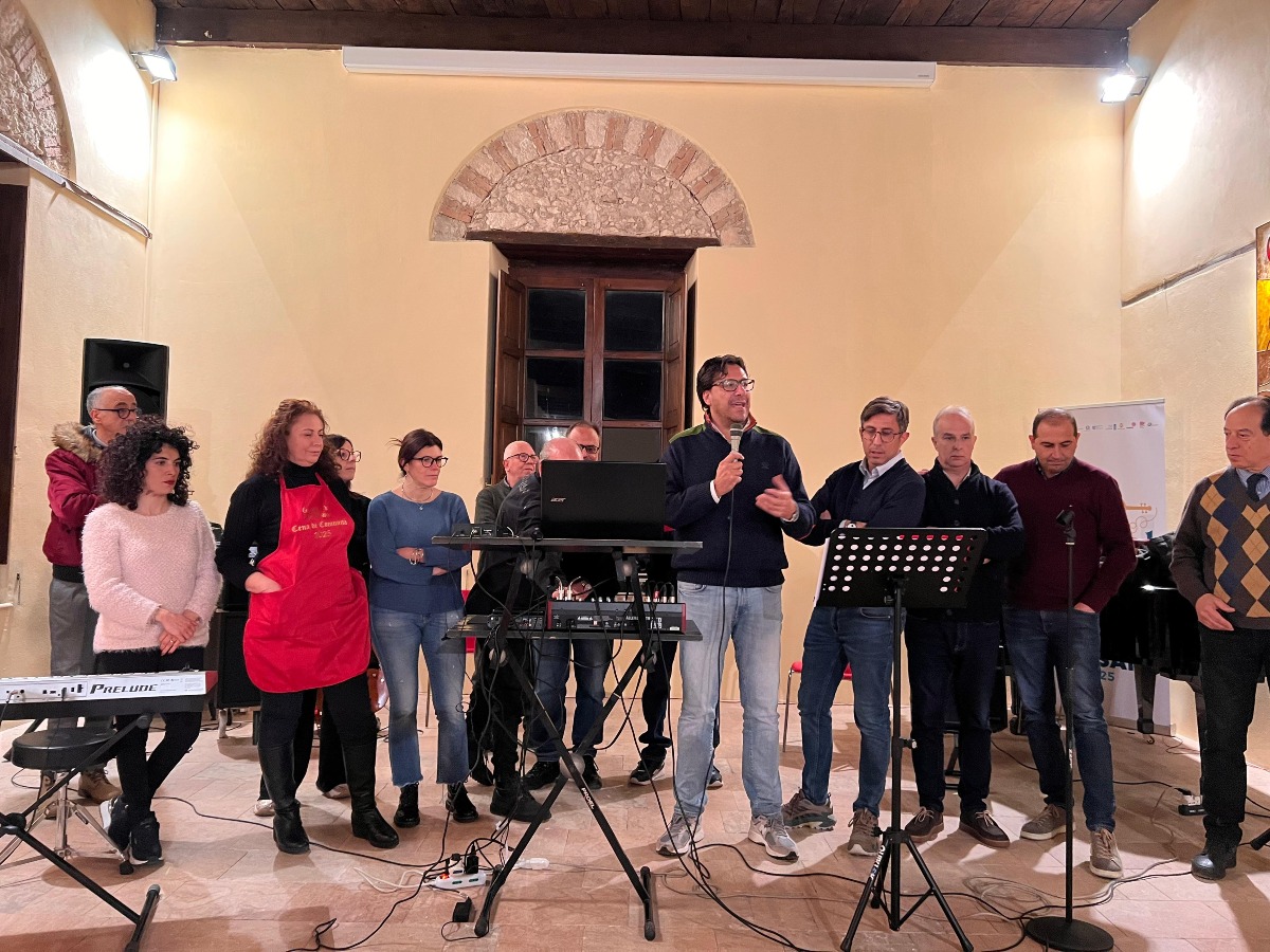 Cerisano, Palazzo Sersale apre le porte alla comunità per la cena solidale - 